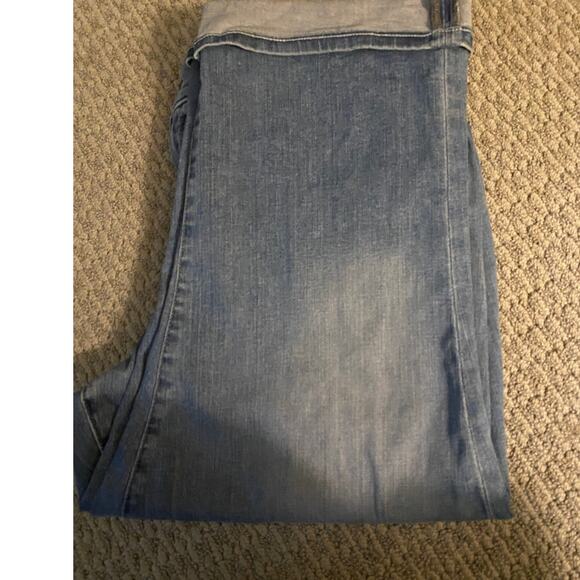 NYDJ Marilyn Crop Lift Tuck Jeans Sz 18 Light Wash Stretch Waist Cuffed - Picture 3 of 6